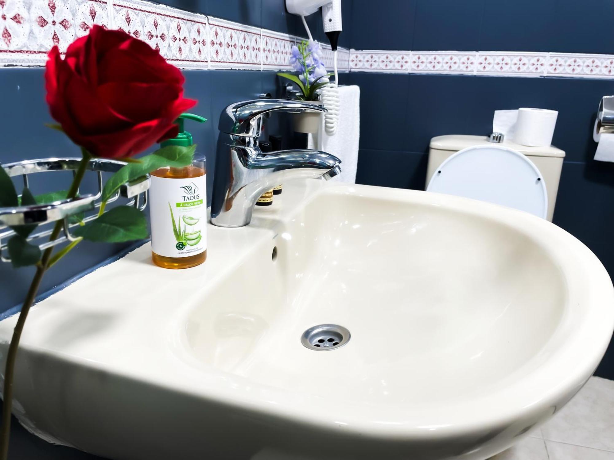 Apartment Cozy And Fully Equipped For Comfort And Luxury, Near The Train Station And Facing Hilton Air Conditioner Tanger